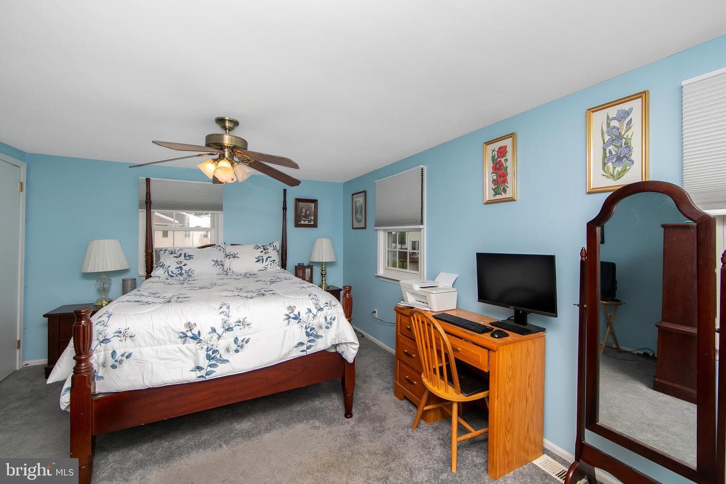 30 Colonial Circle photo 26