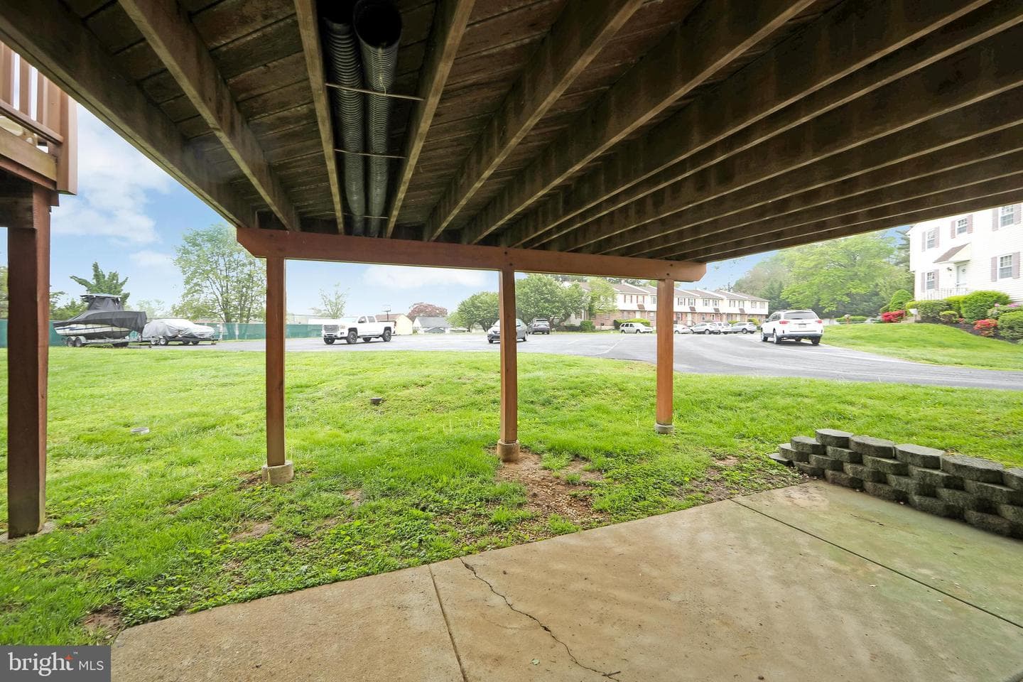 30 Colonial Circle photo 41