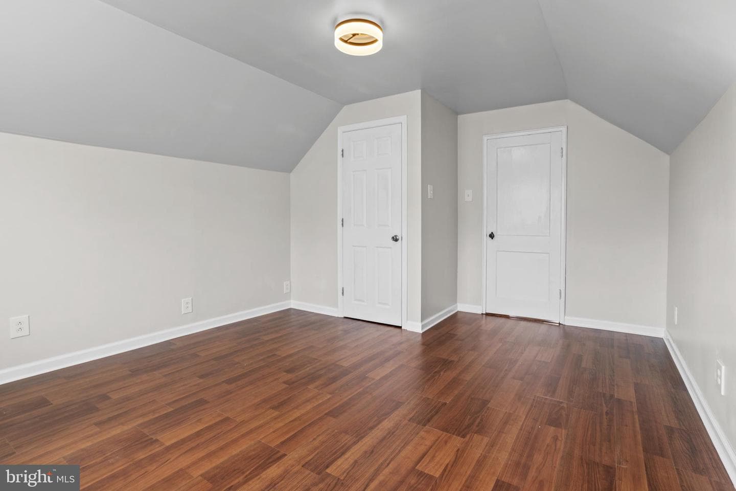 2207 Pershing Avenue photo 11