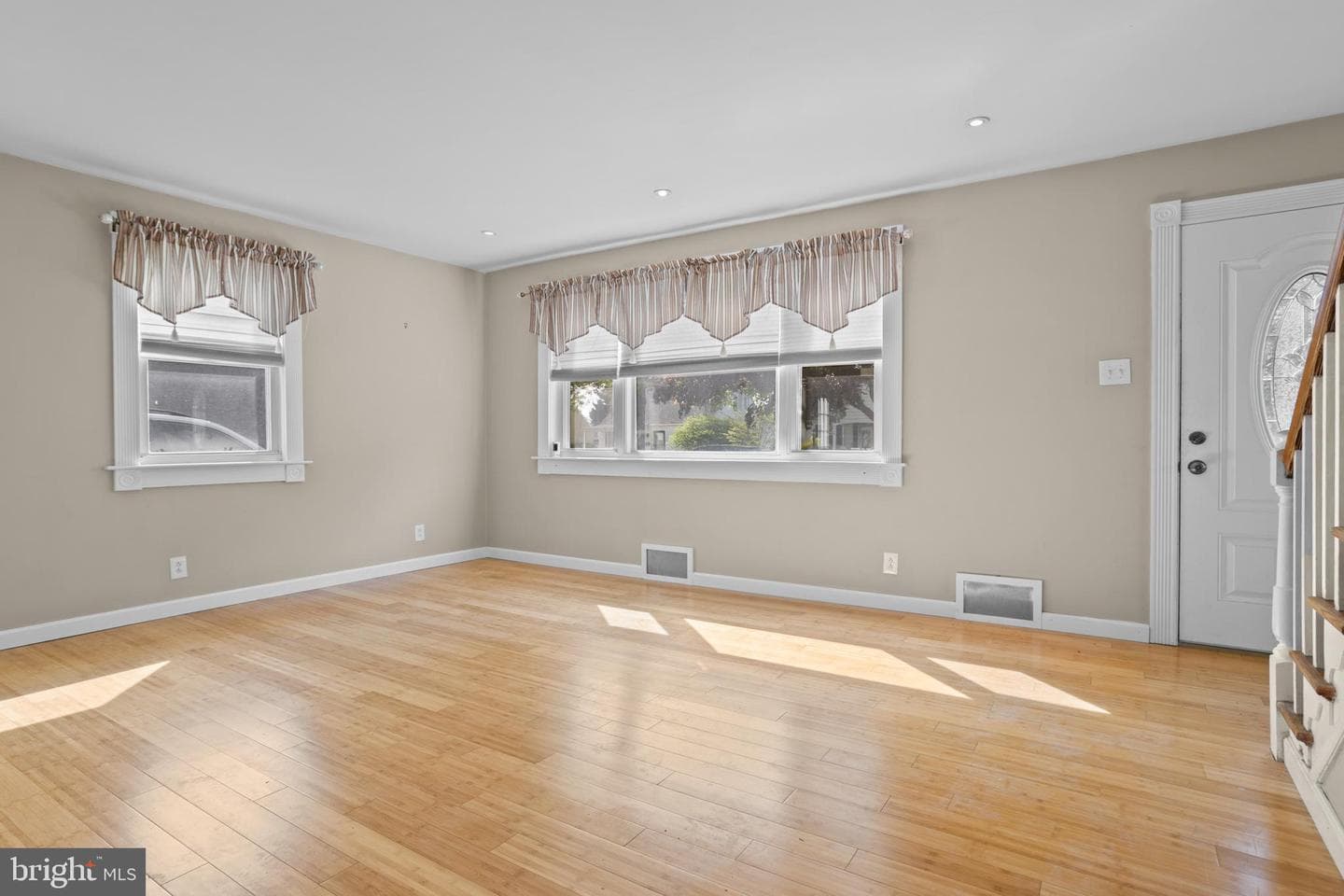 2207 Pershing Avenue photo 3