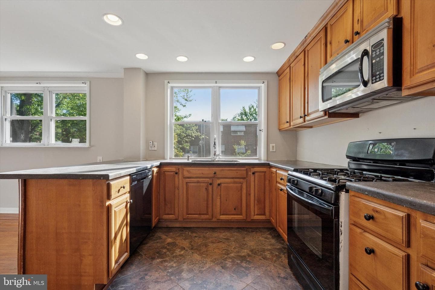 1518 Elson Road photo 11