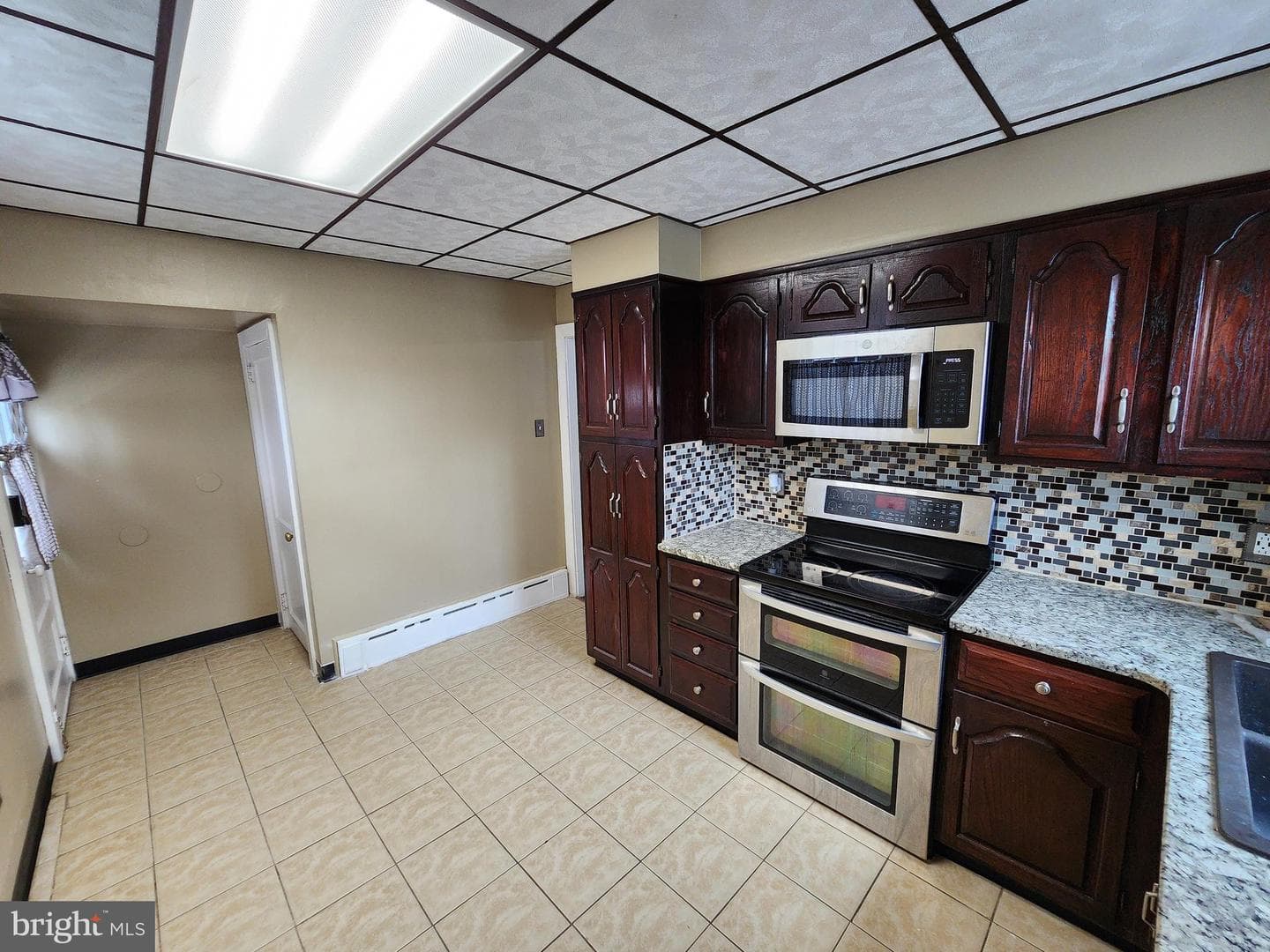 351 Congress Avenue photo 15