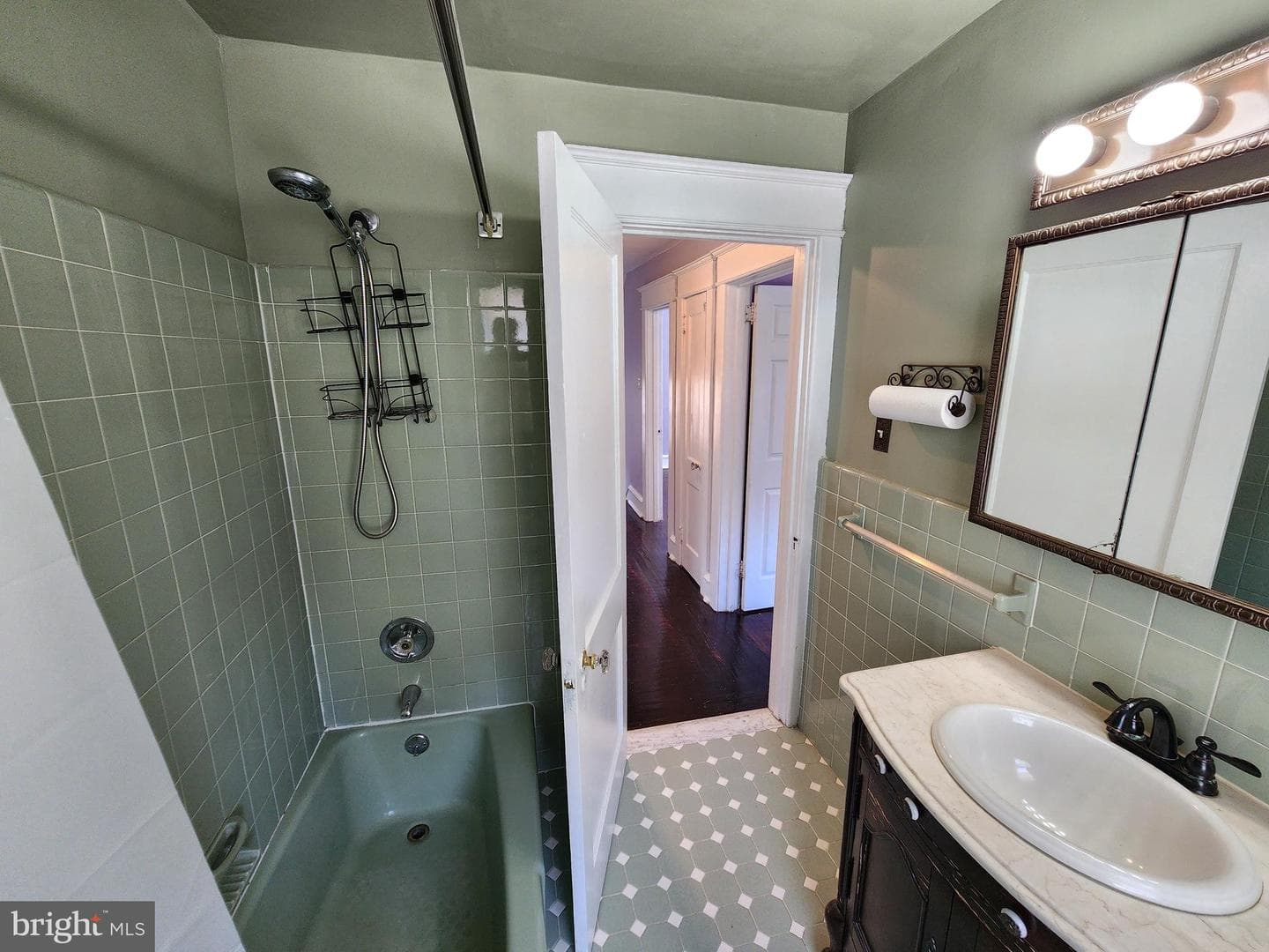 351 Congress Avenue photo 17