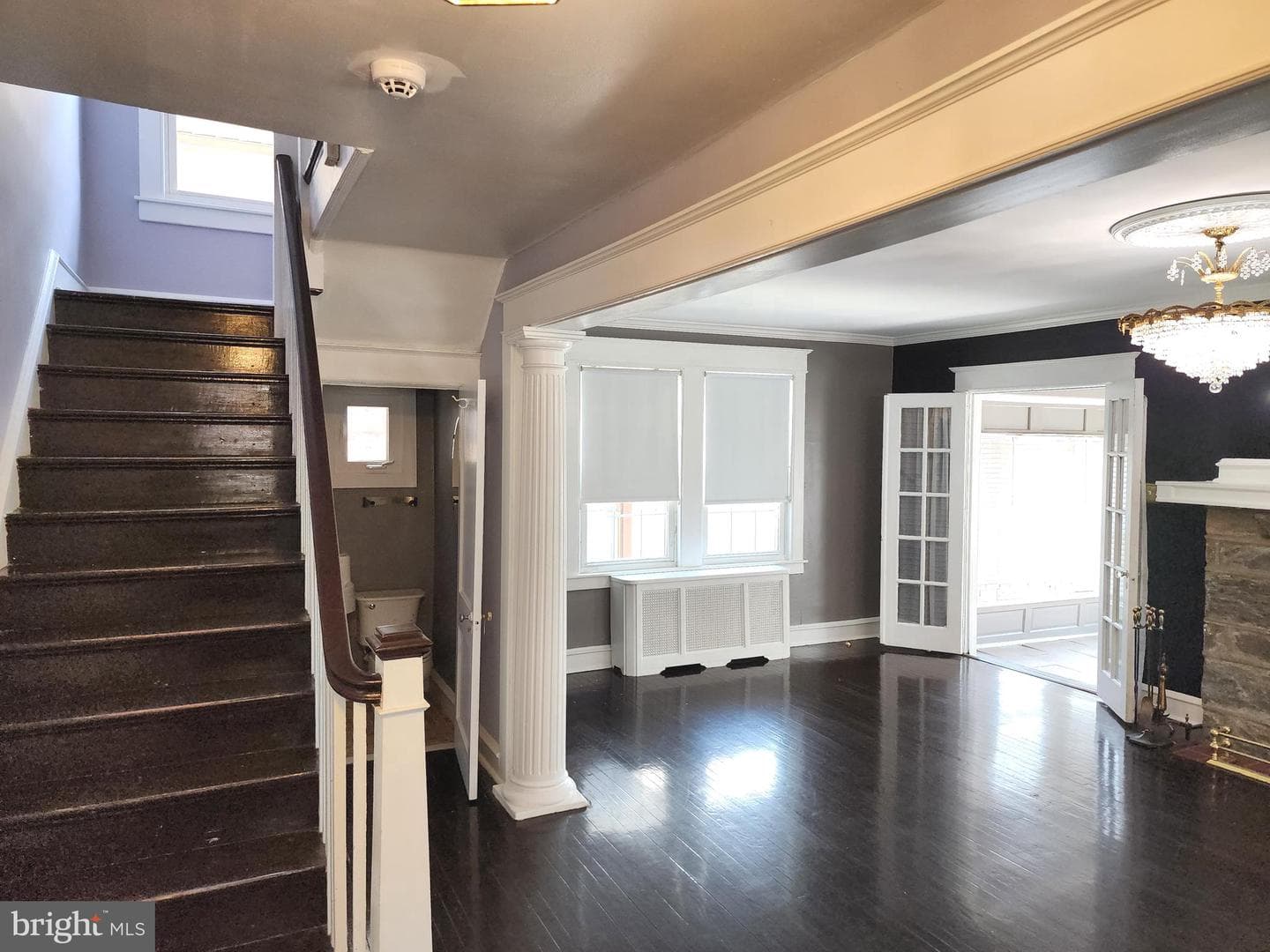 351 Congress Avenue photo 3