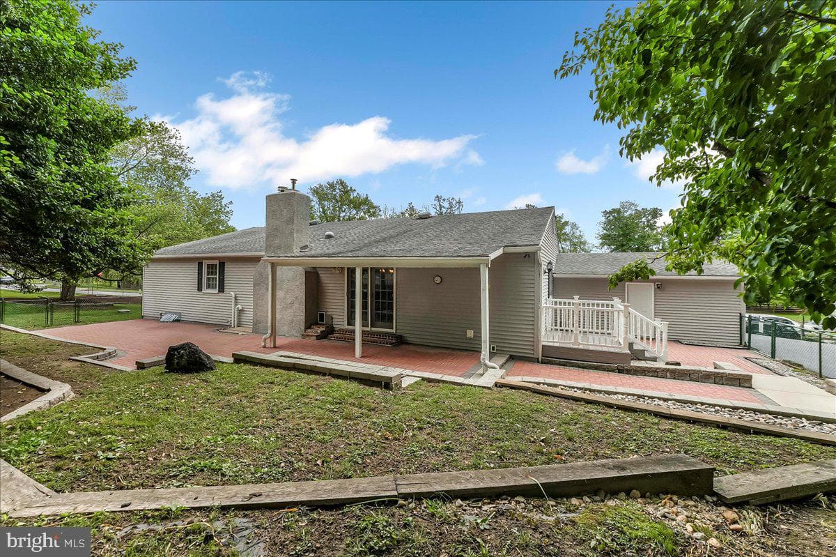 1795 Hillcrest Lane photo 8