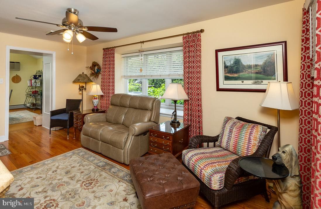 1220 Edmonds Avenue photo 28