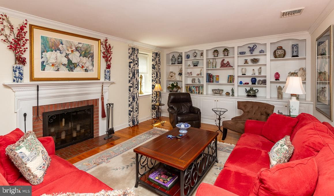 1220 Edmonds Avenue photo 3