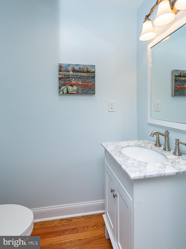1220 Edmonds Avenue photo 31