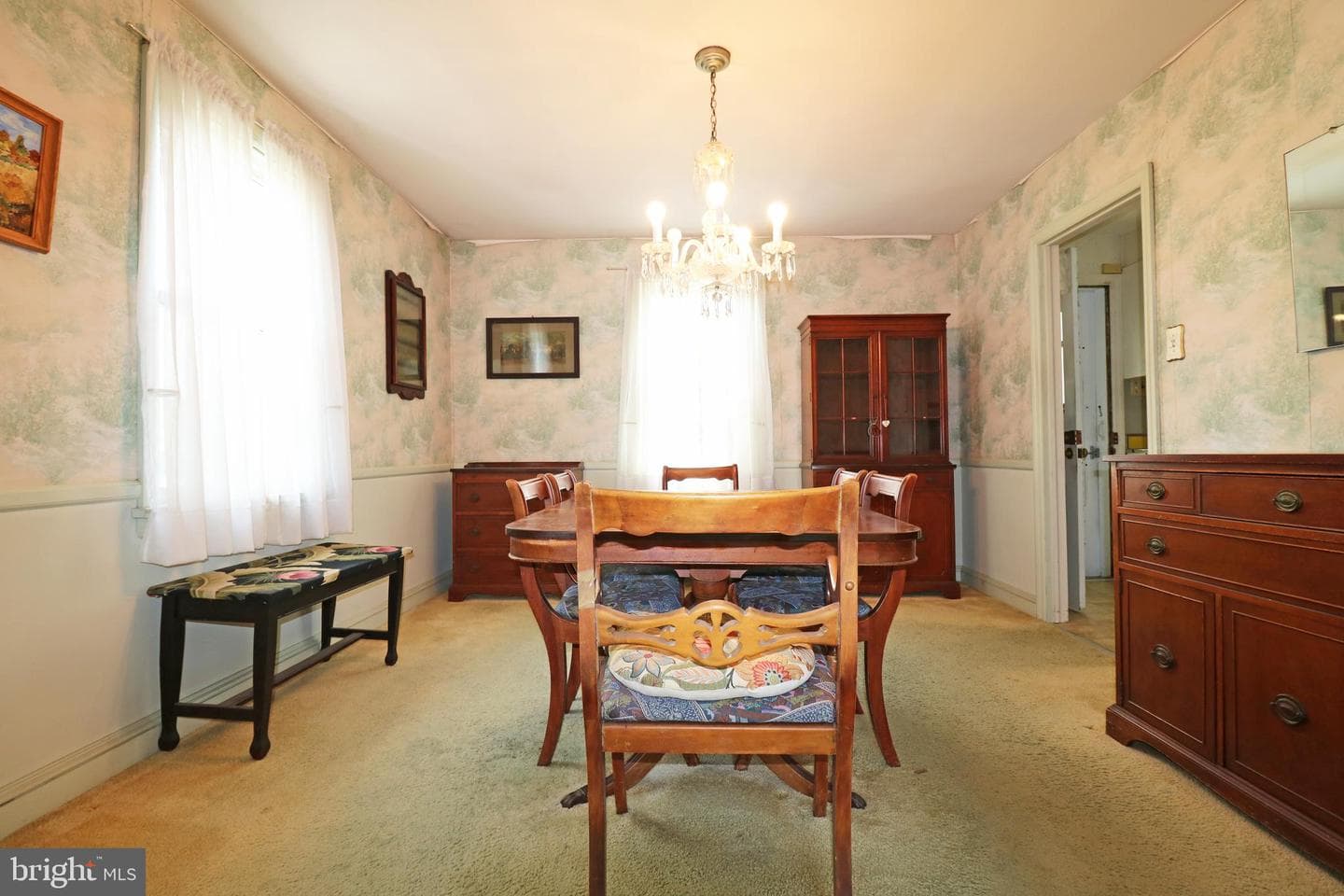 530 Hempstead Road photo 10