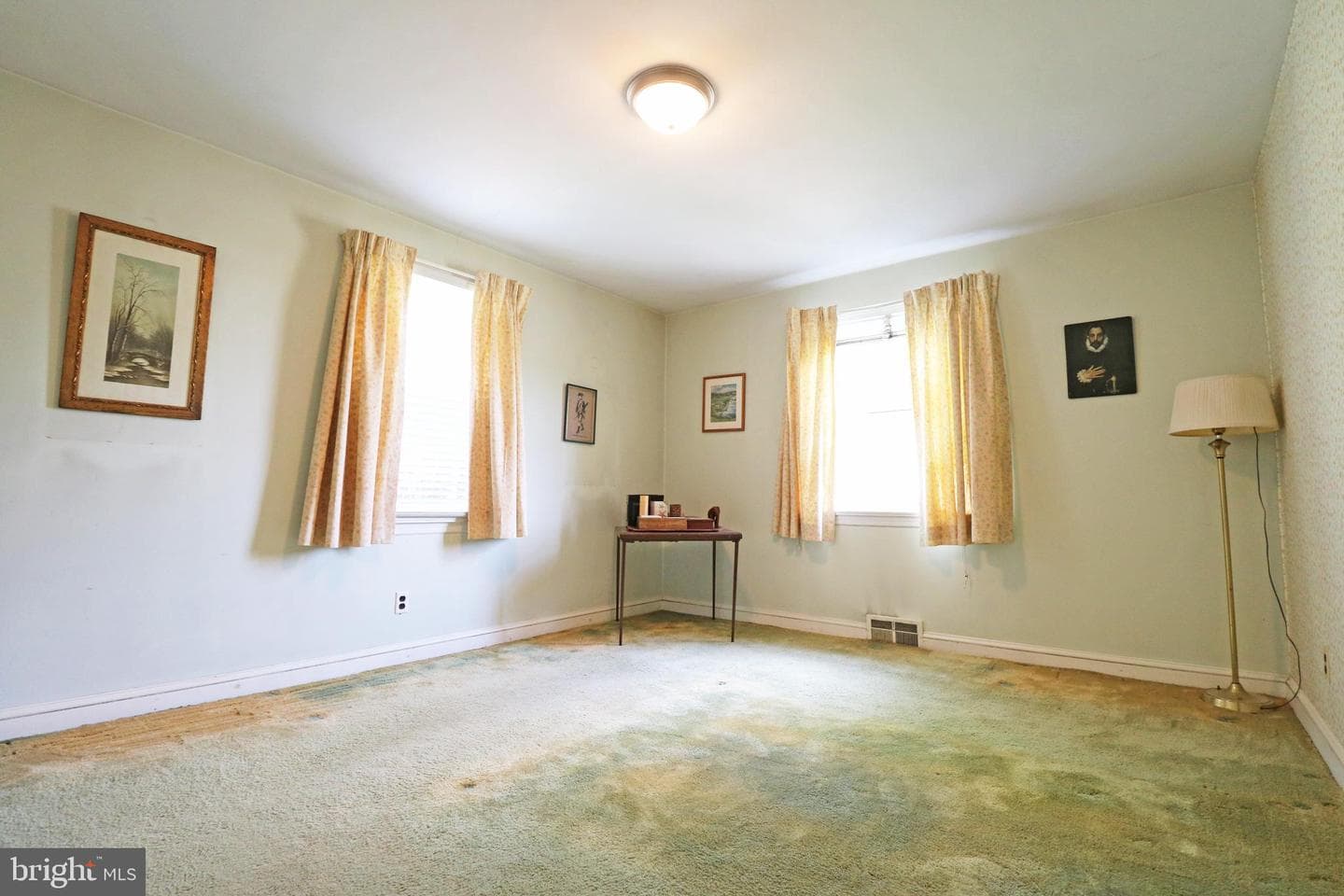 530 Hempstead Road photo 16