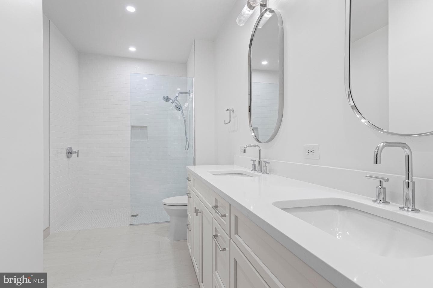 110 Park Avenue #370 photo 16
