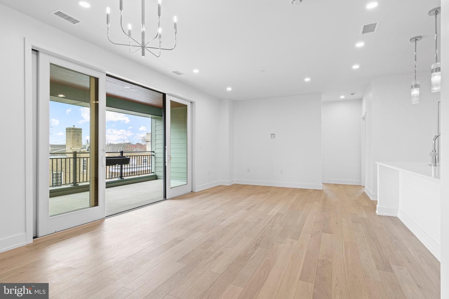110 Park Avenue #370 photo 5