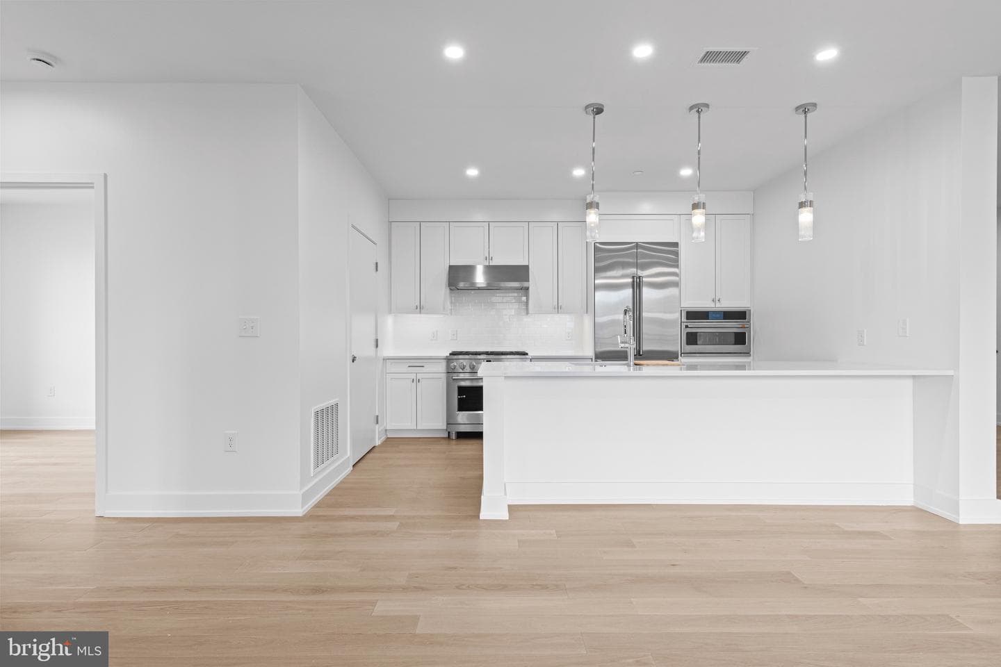 110 Park Avenue #370 photo 6