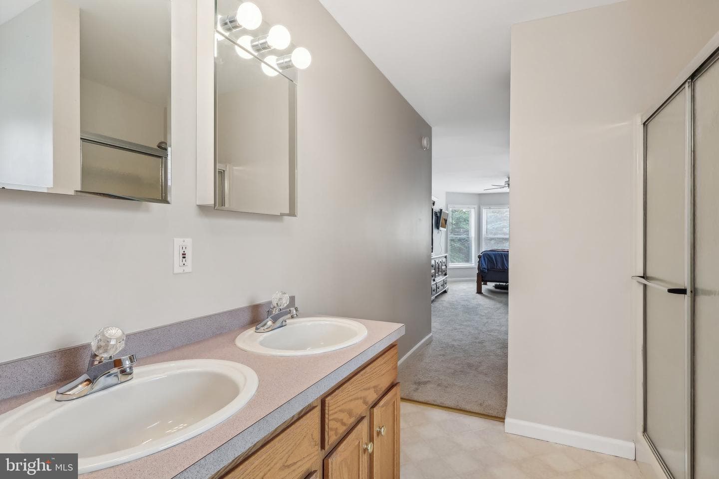 205 Linden Avenue photo 23