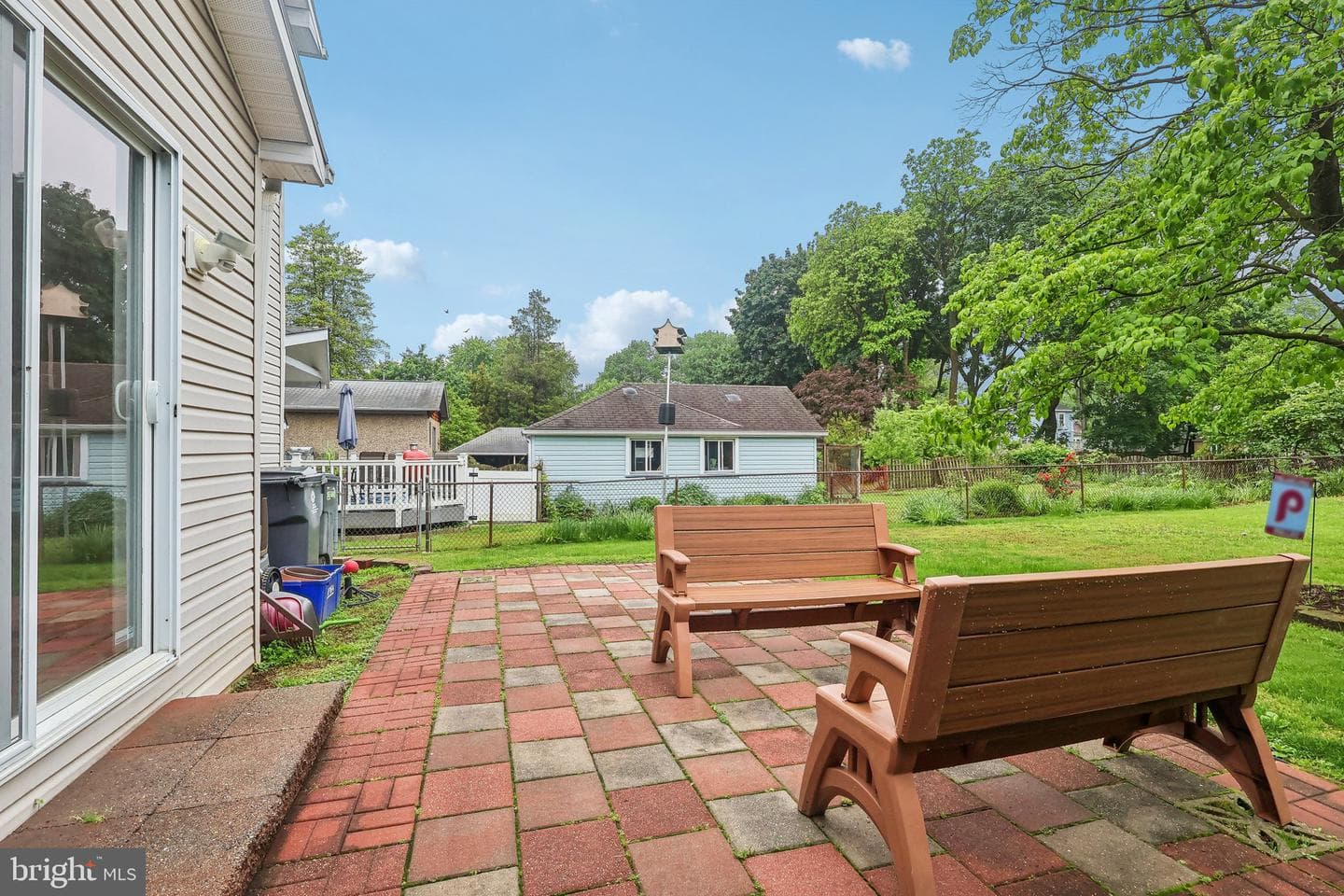205 Linden Avenue photo 29