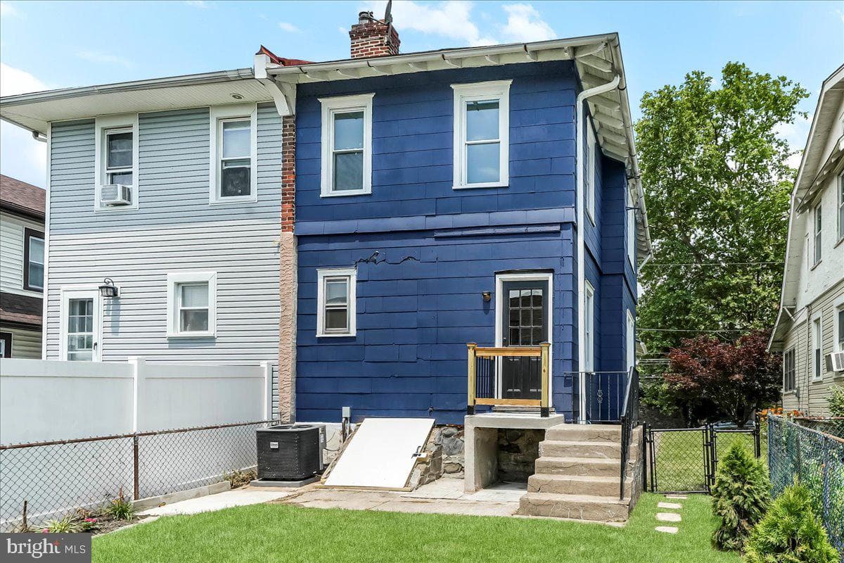 564 9th Avenue photo 27