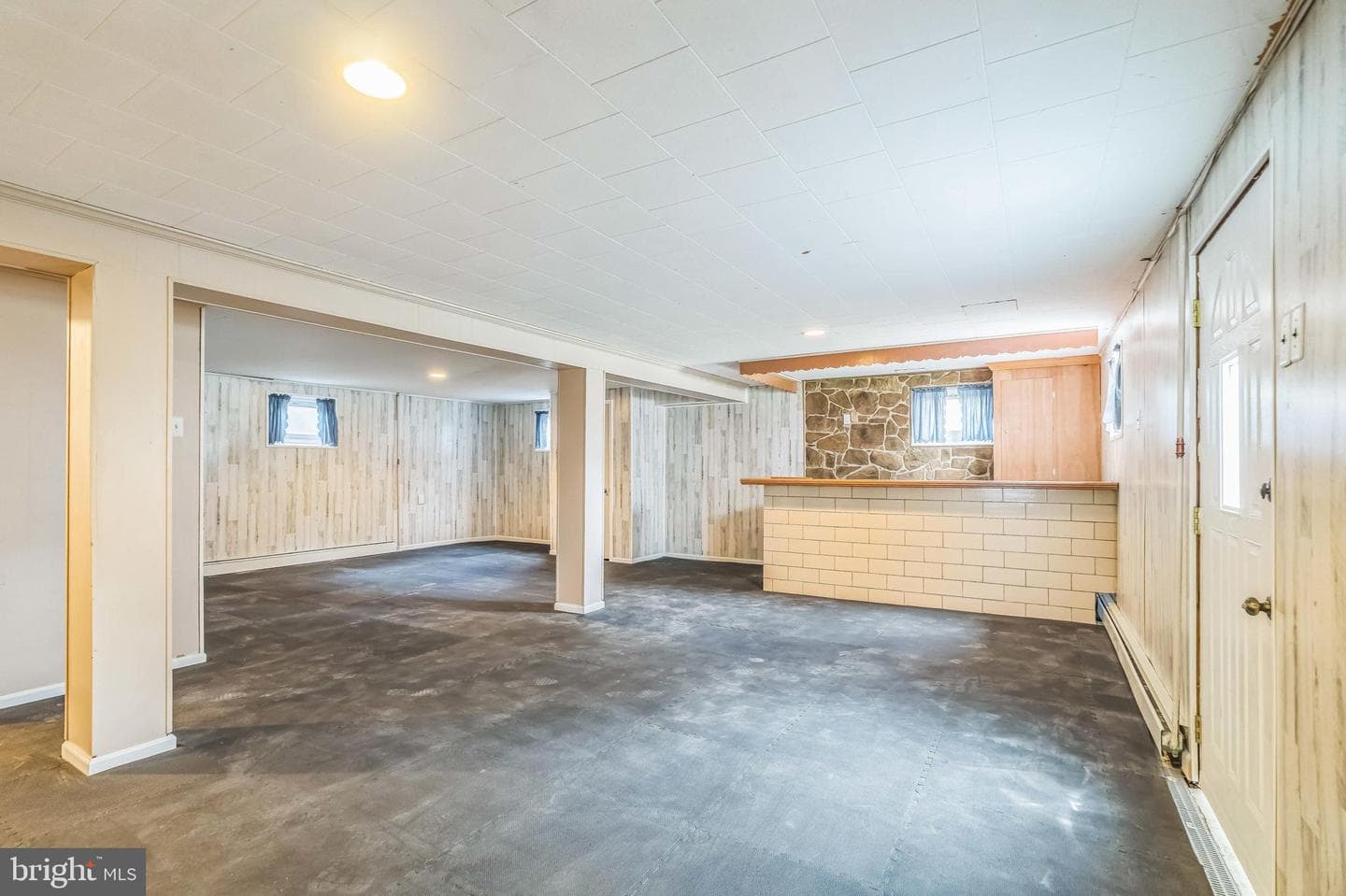 1143 Villanova Avenue photo 13