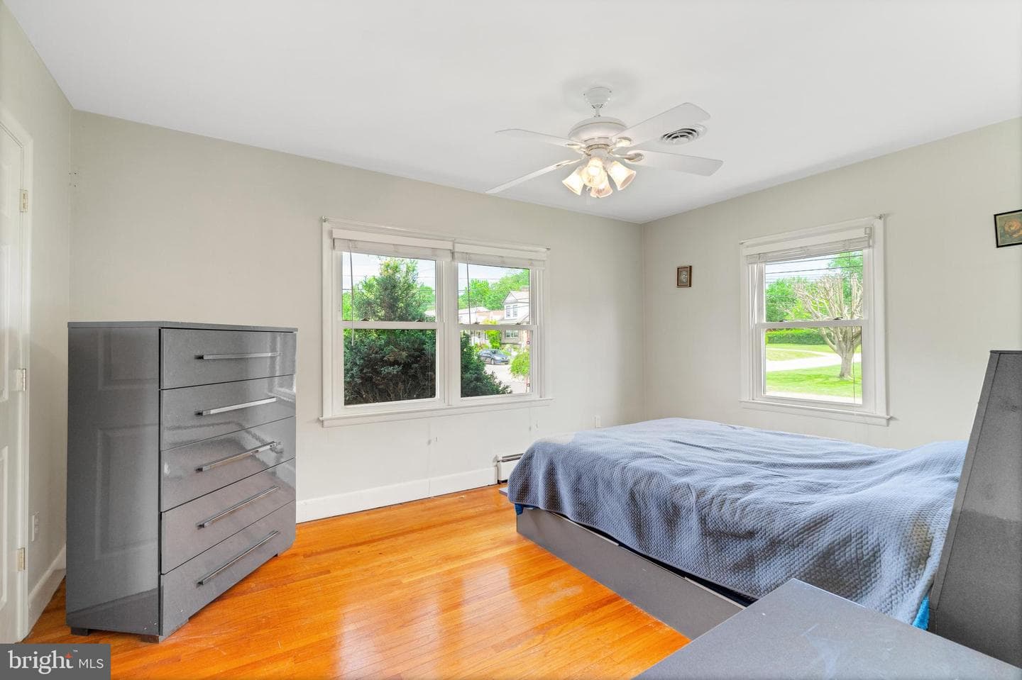 1143 Villanova Avenue photo 28