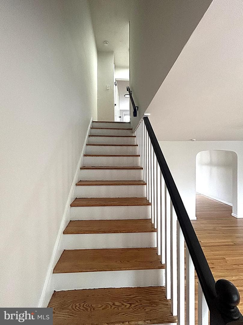 842 Fairfax Road photo 13