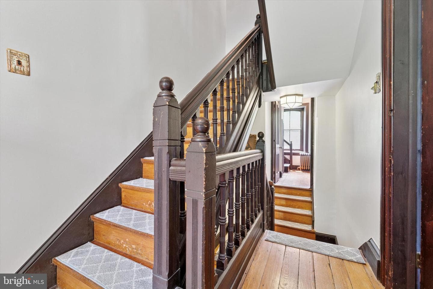 132 S Lansdowne Avenue photo 23