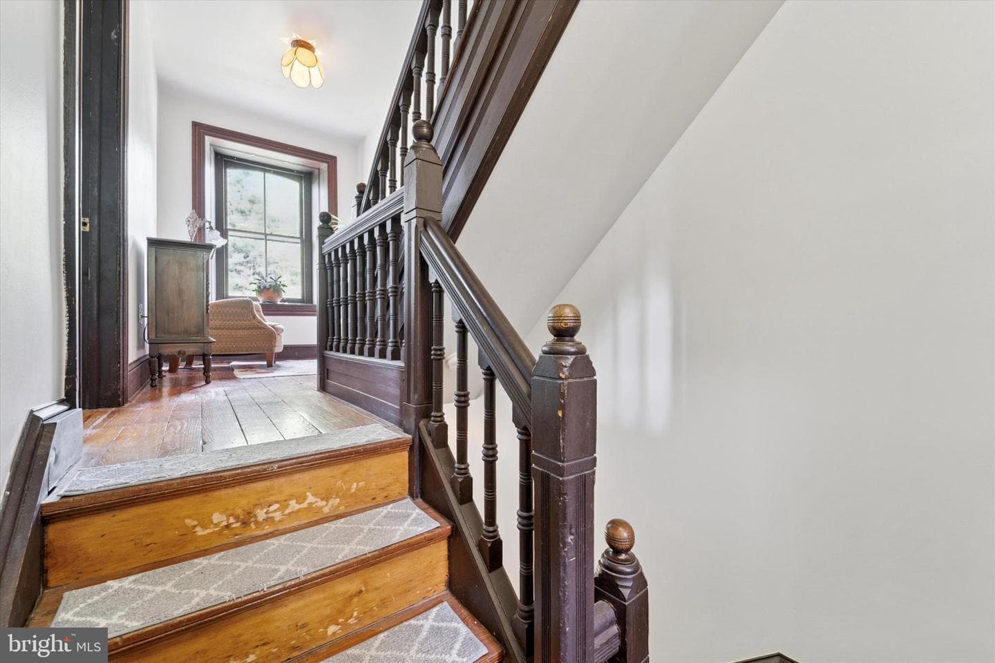 132 S Lansdowne Avenue photo 24