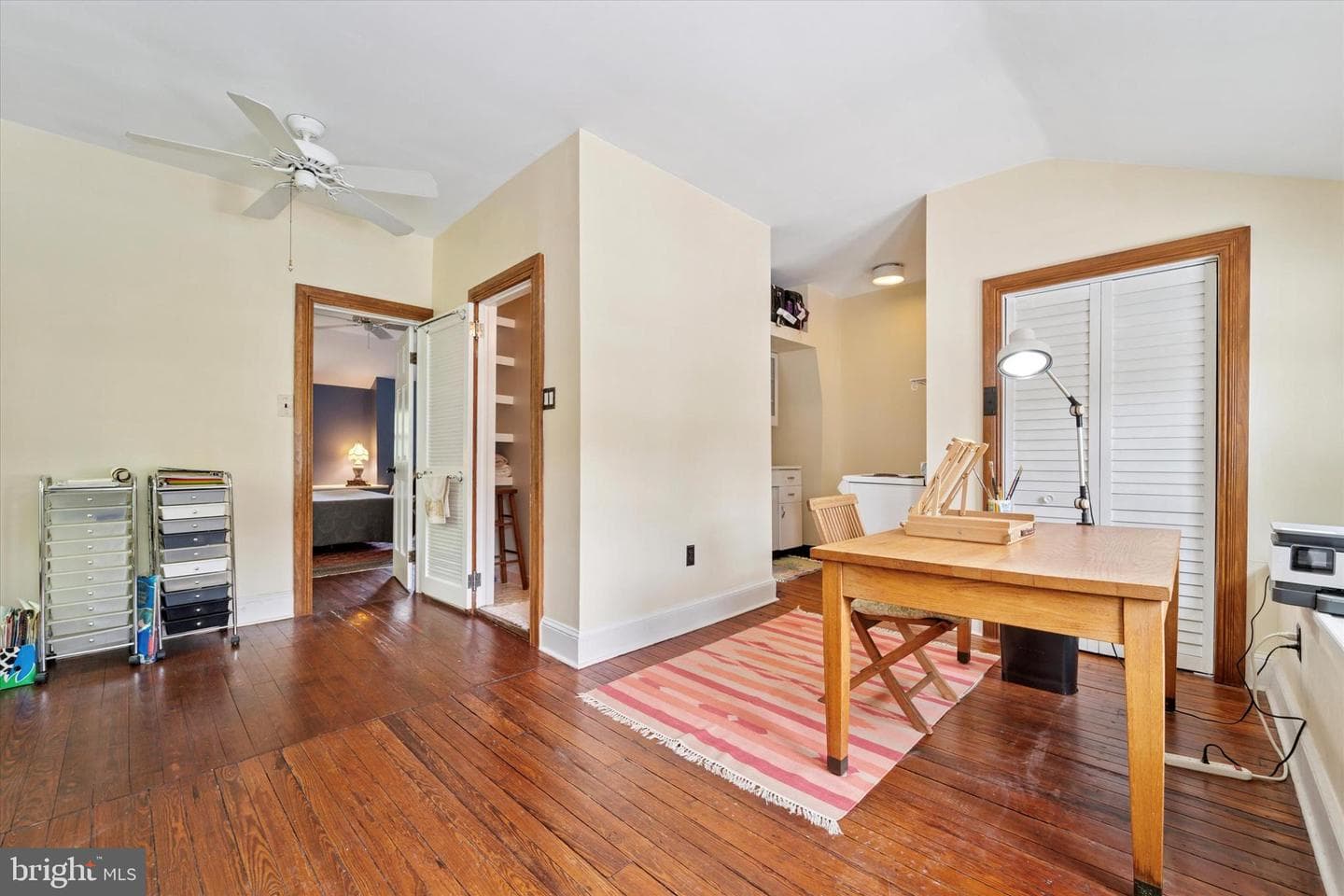 132 S Lansdowne Avenue photo 37
