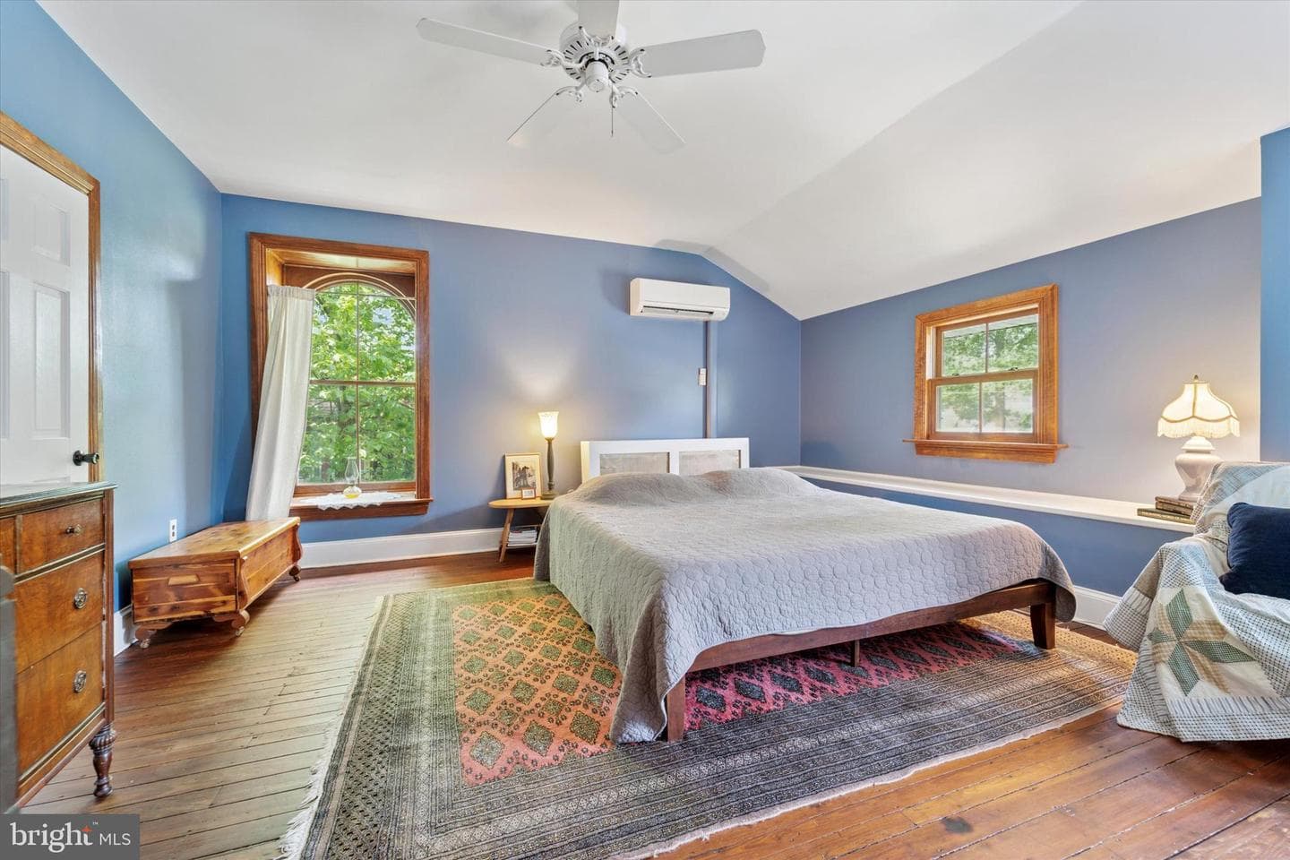 132 S Lansdowne Avenue photo 44