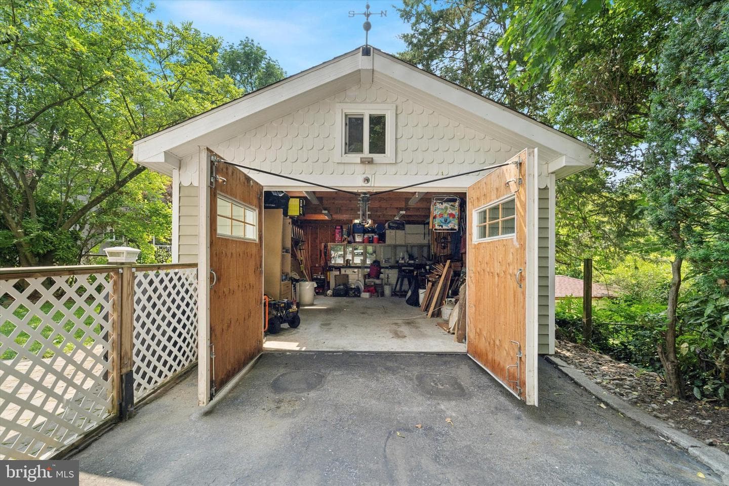 132 S Lansdowne Avenue photo 50
