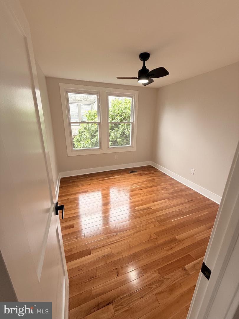 114 Marshall Road photo 25
