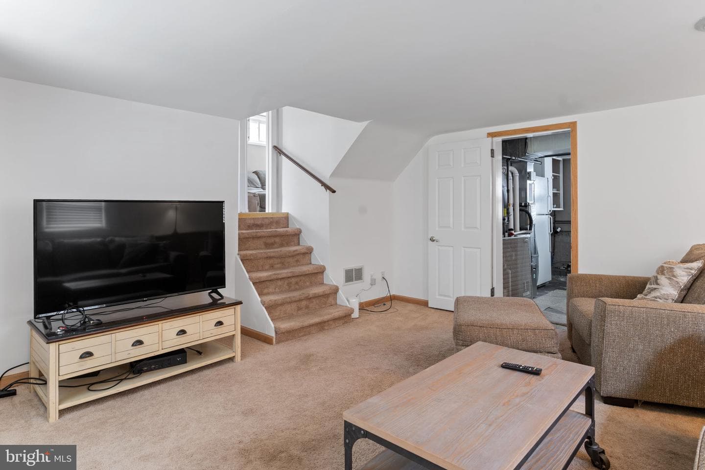 454 N Manor Drive photo 8