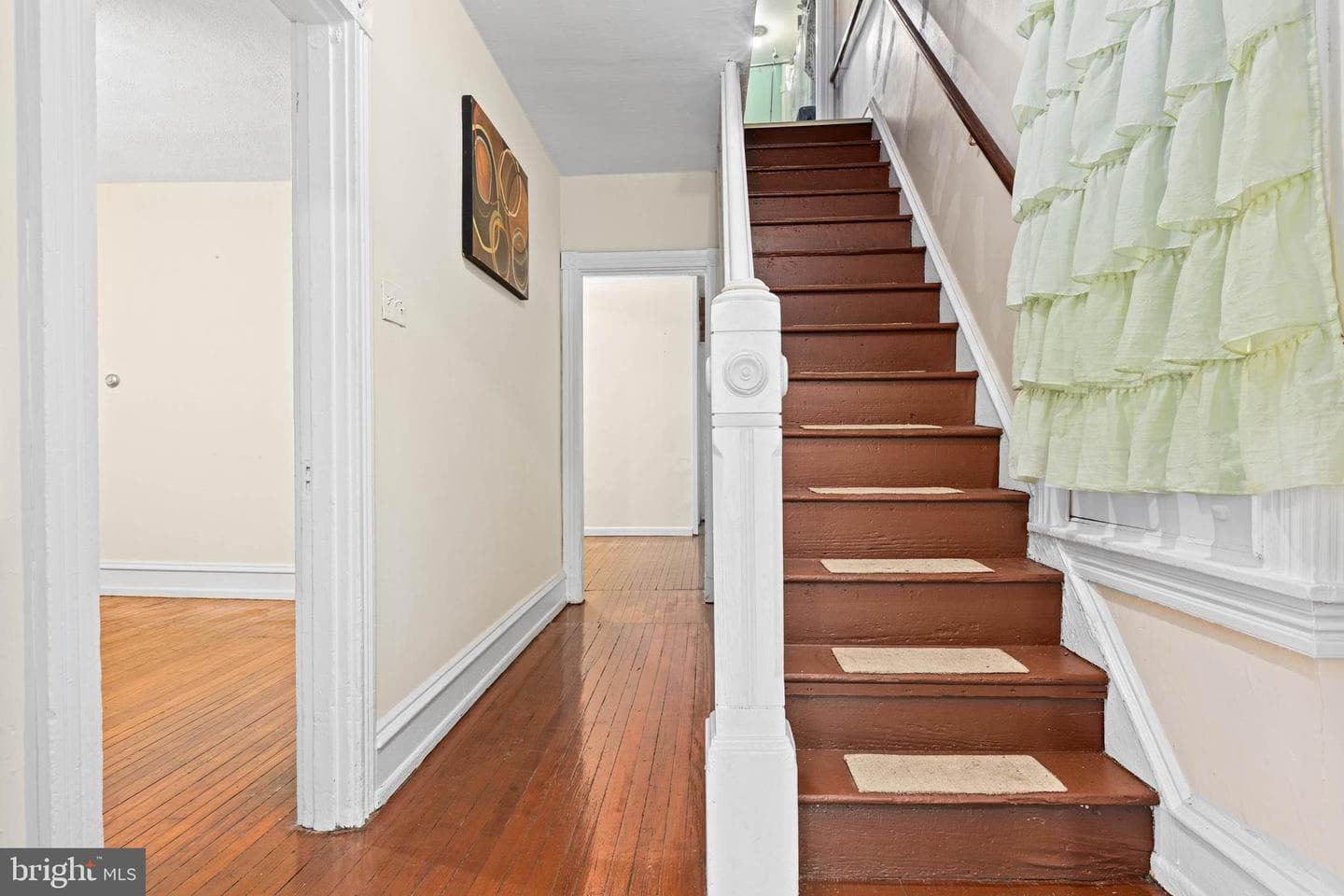 732 Buck Lane photo 3