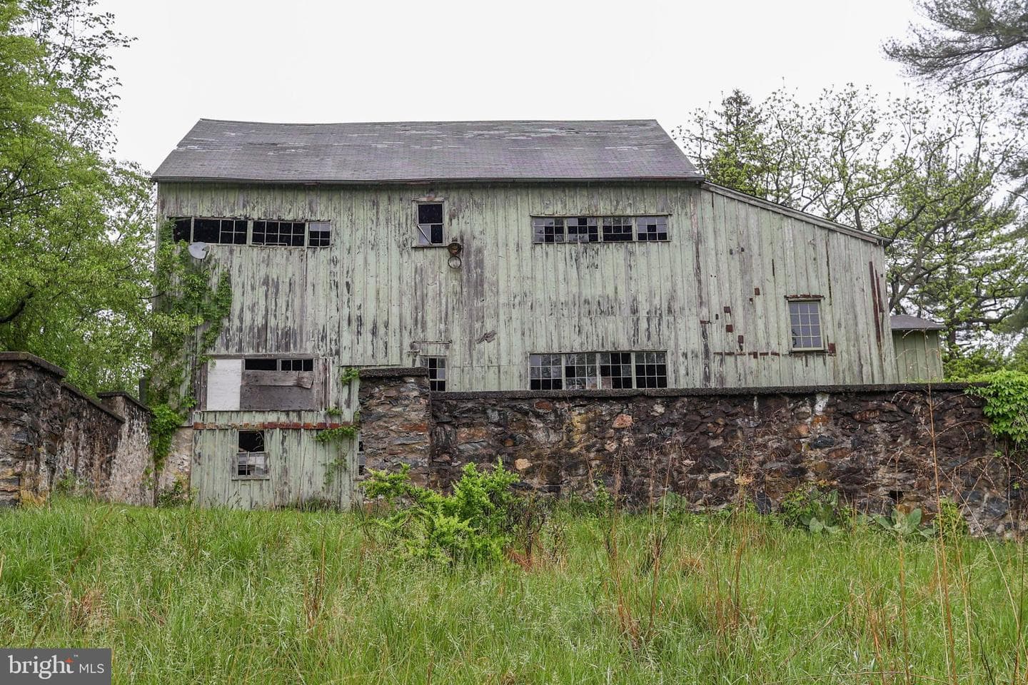 229 Valleybrook Road photo 10