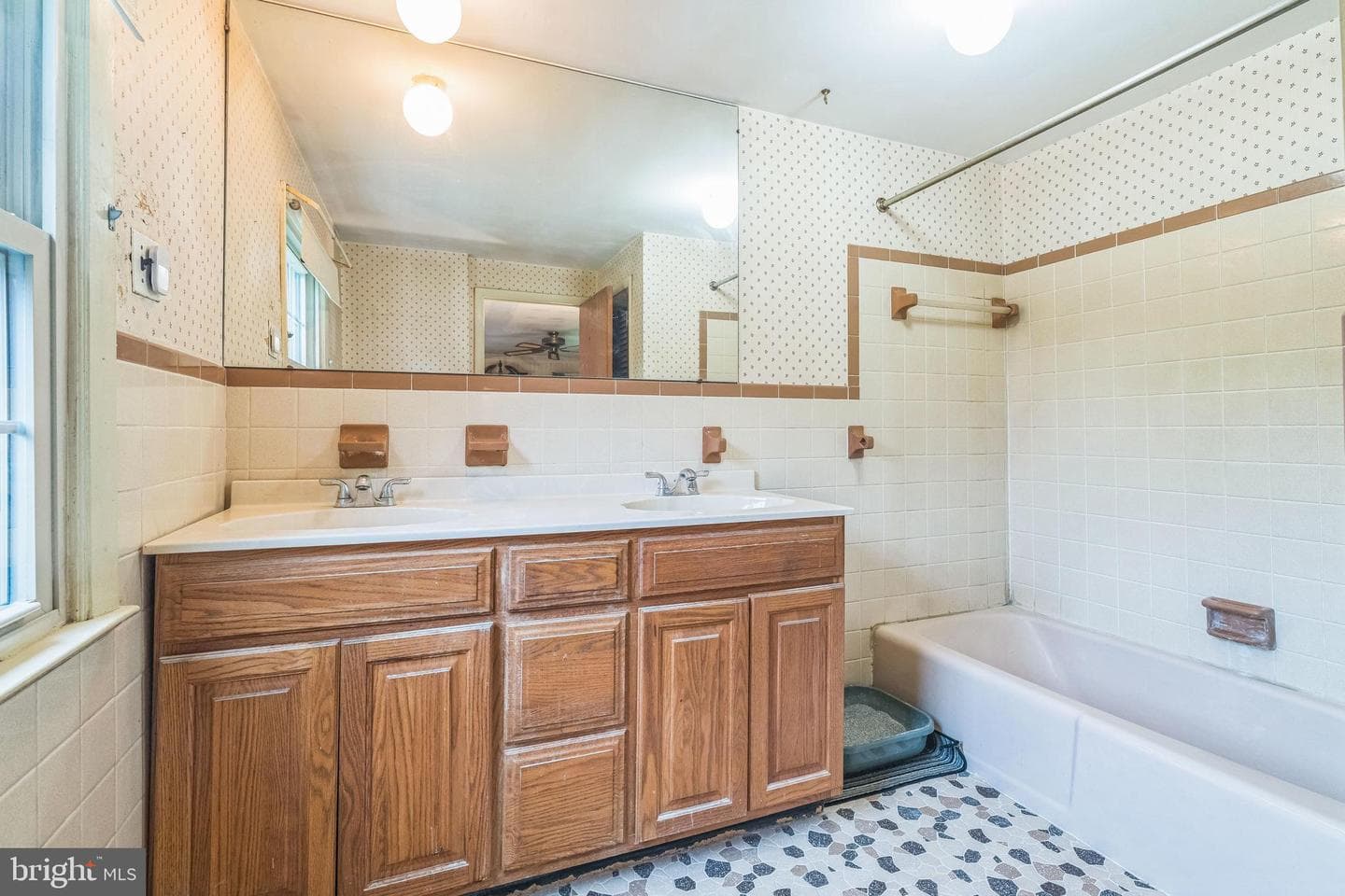 6 Cottage Lane photo 28