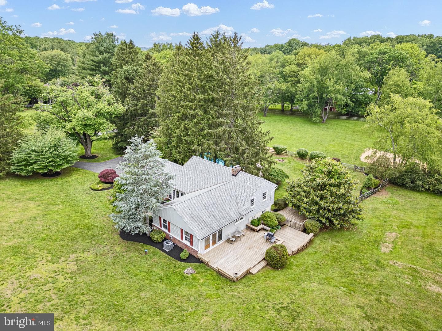10 Old Orchard Lane photo 30