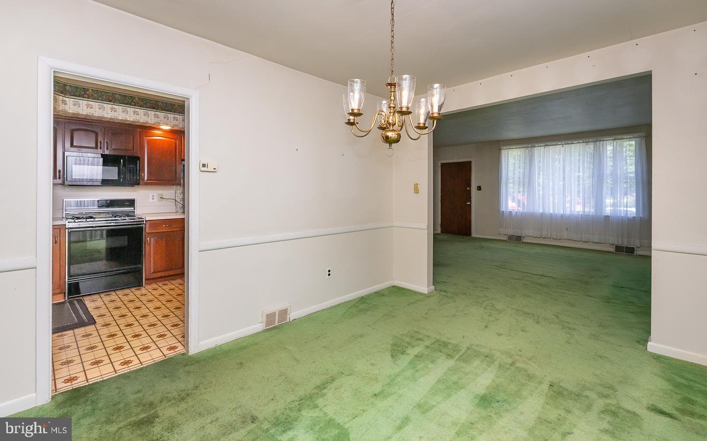 325 Rittenhouse Circle photo 18