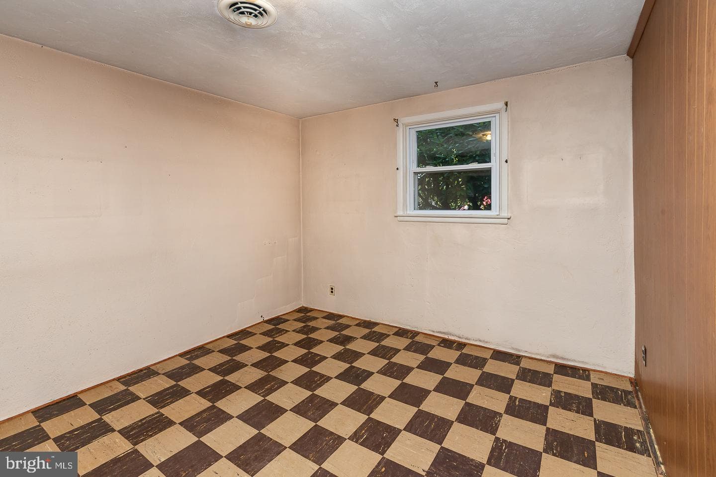 325 Rittenhouse Circle photo 27