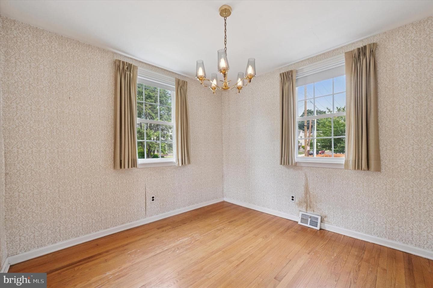 167 Eldon Avenue photo 3