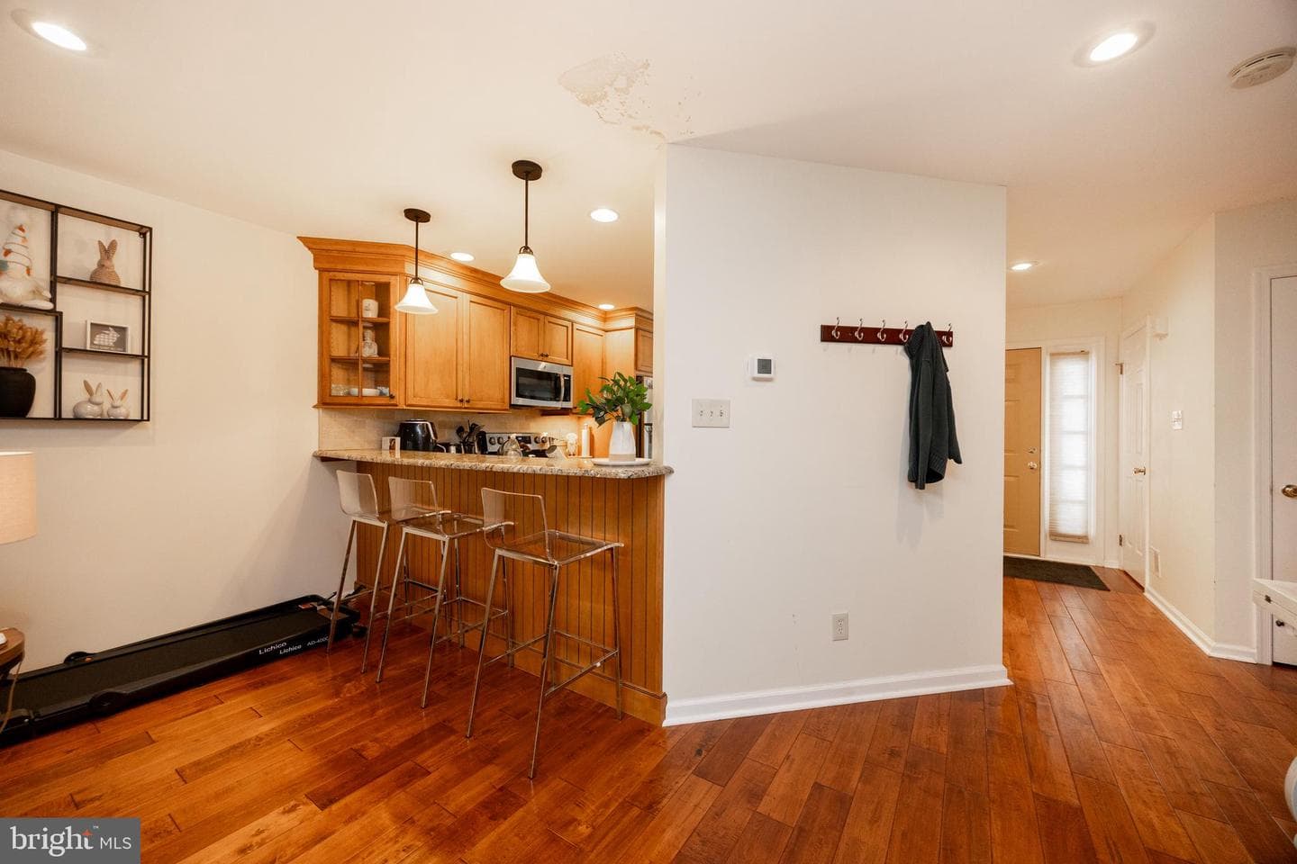 1605 N Glen Drive #1605 photo 11