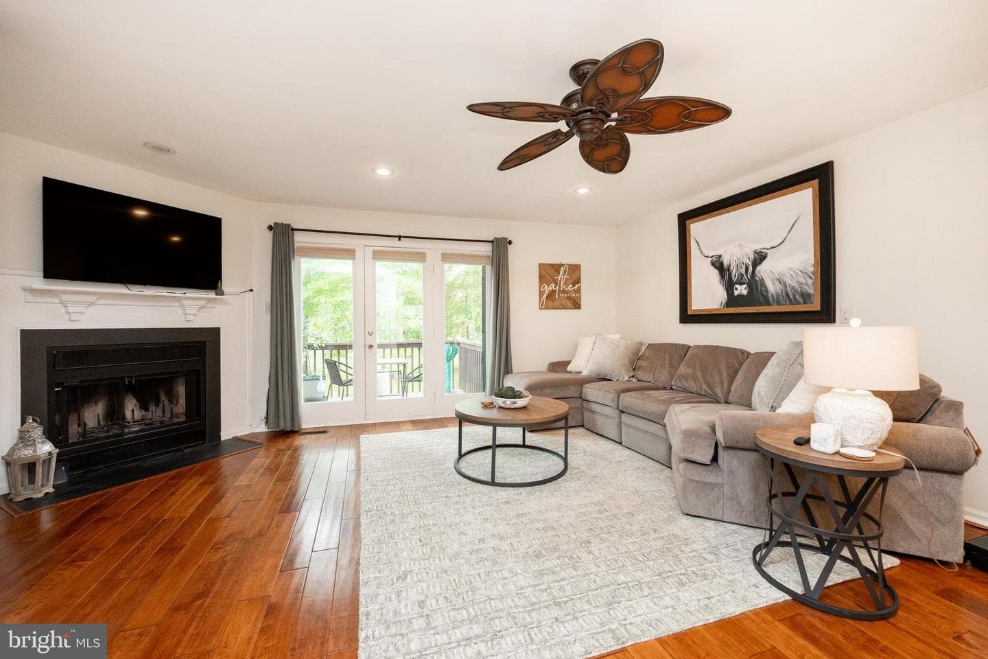 1605 N Glen Drive #1605 photo 7