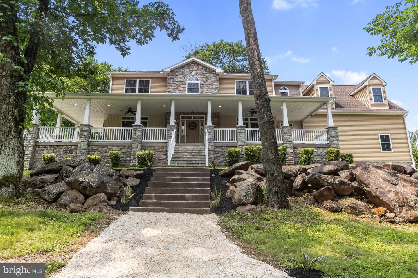 3137 Laughead Lane photo 1