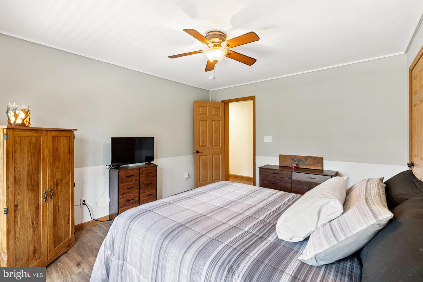 3137 Laughead Lane photo 42