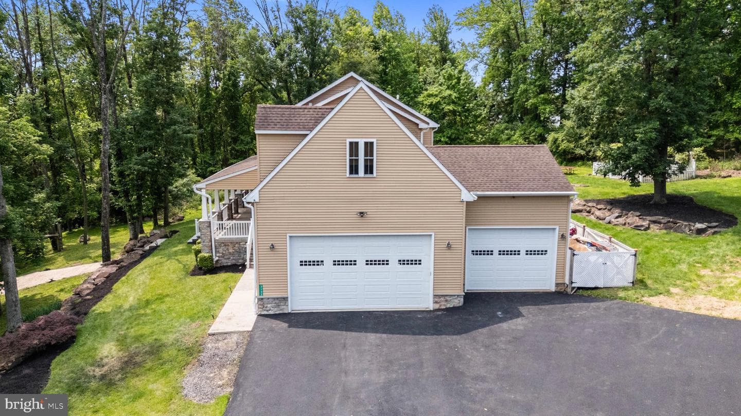 3137 Laughead Lane photo 69