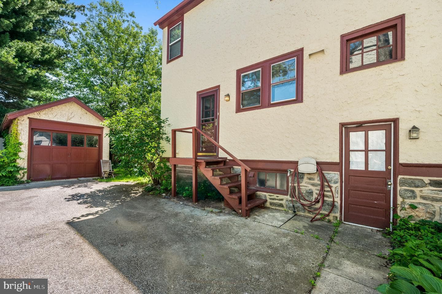909 Cornell Avenue photo 22