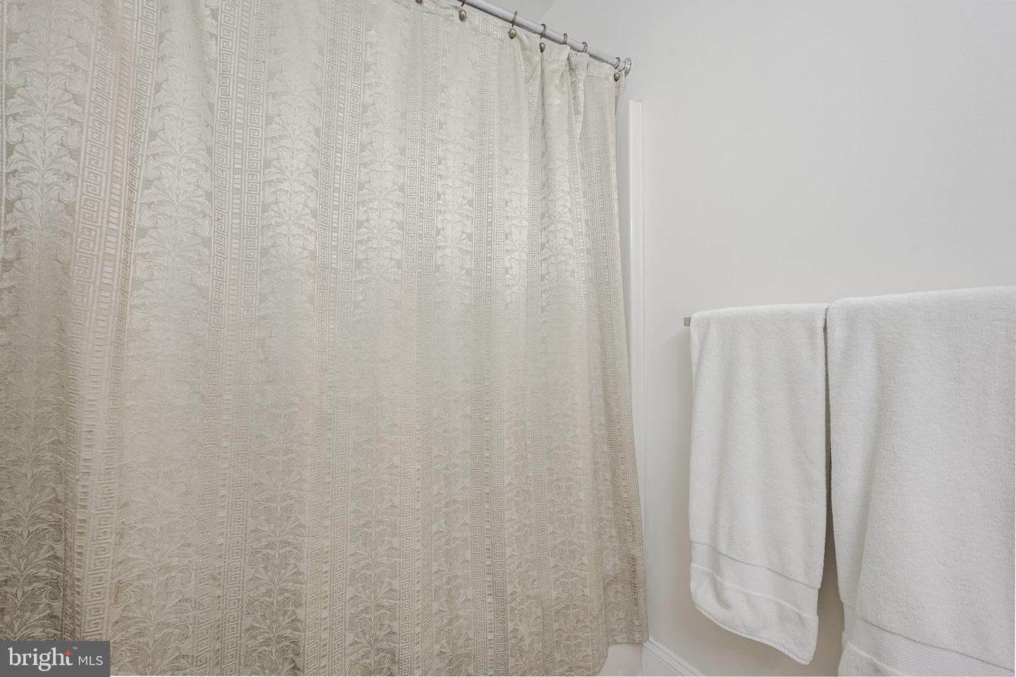 60 Kingston Terrace photo 25