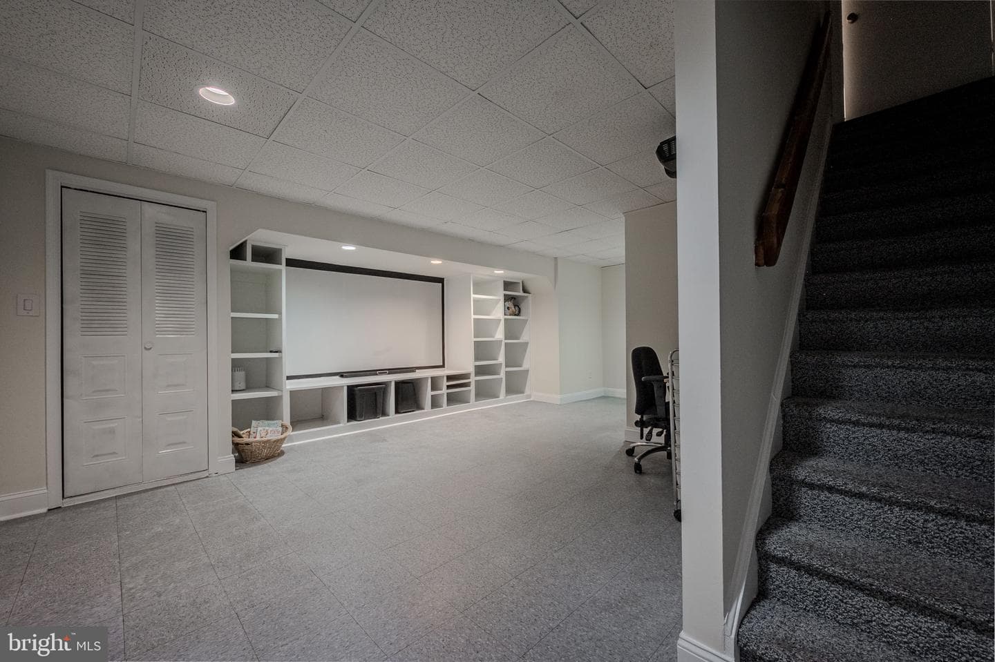 60 Kingston Terrace photo 34