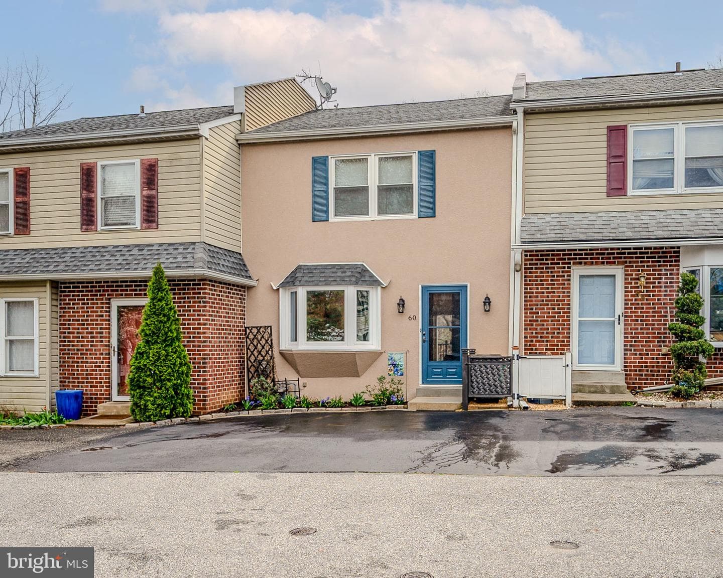 60 Kingston Terrace photo 5