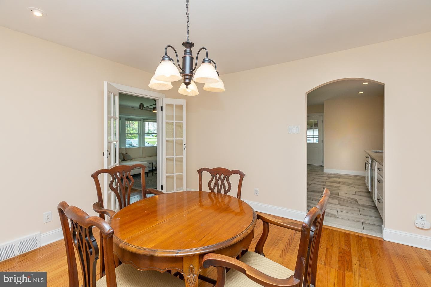 921 Coopertown Road photo 13