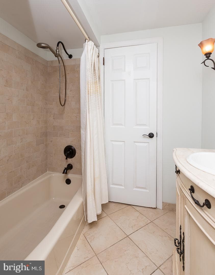 921 Coopertown Road photo 24