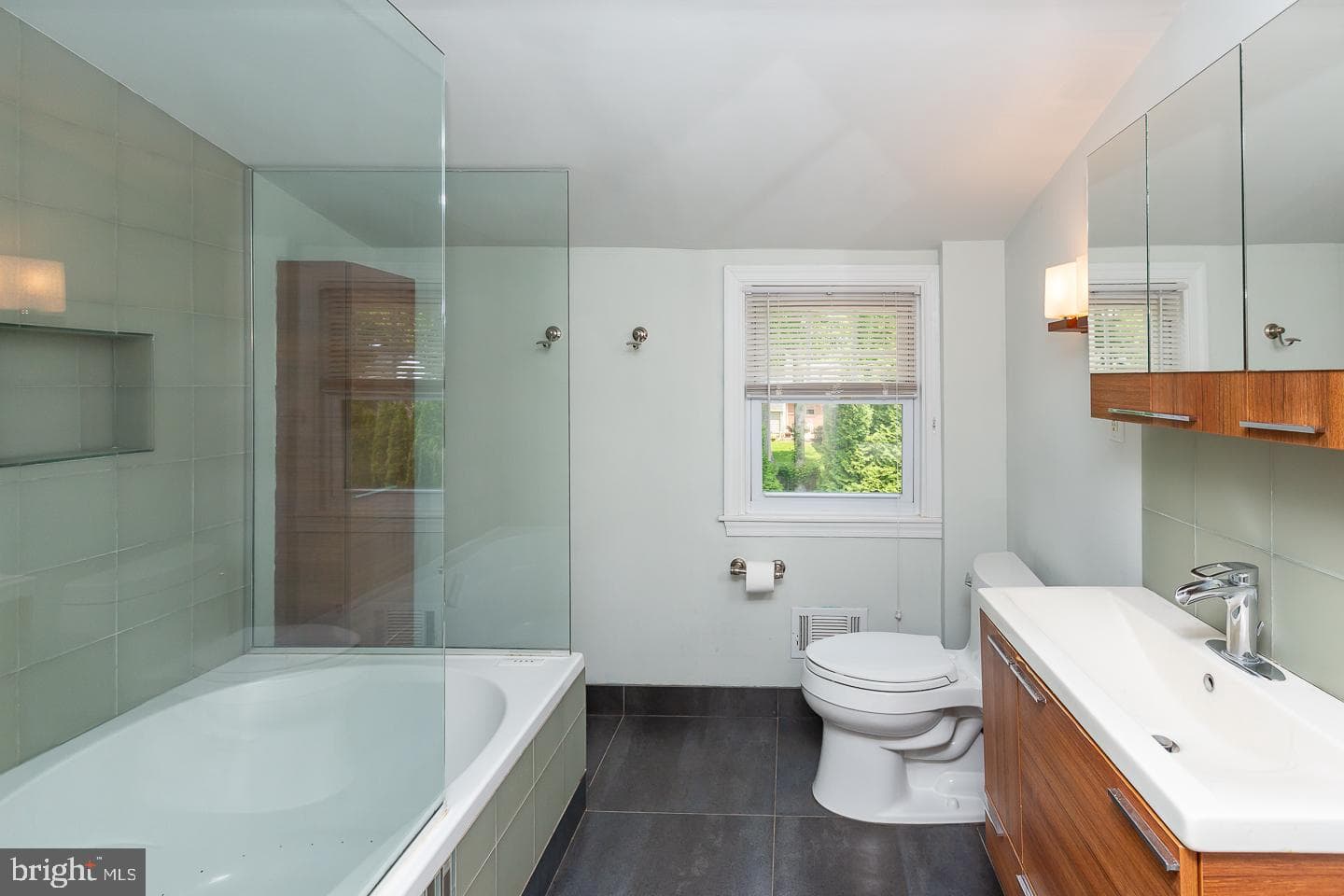 921 Coopertown Road photo 34