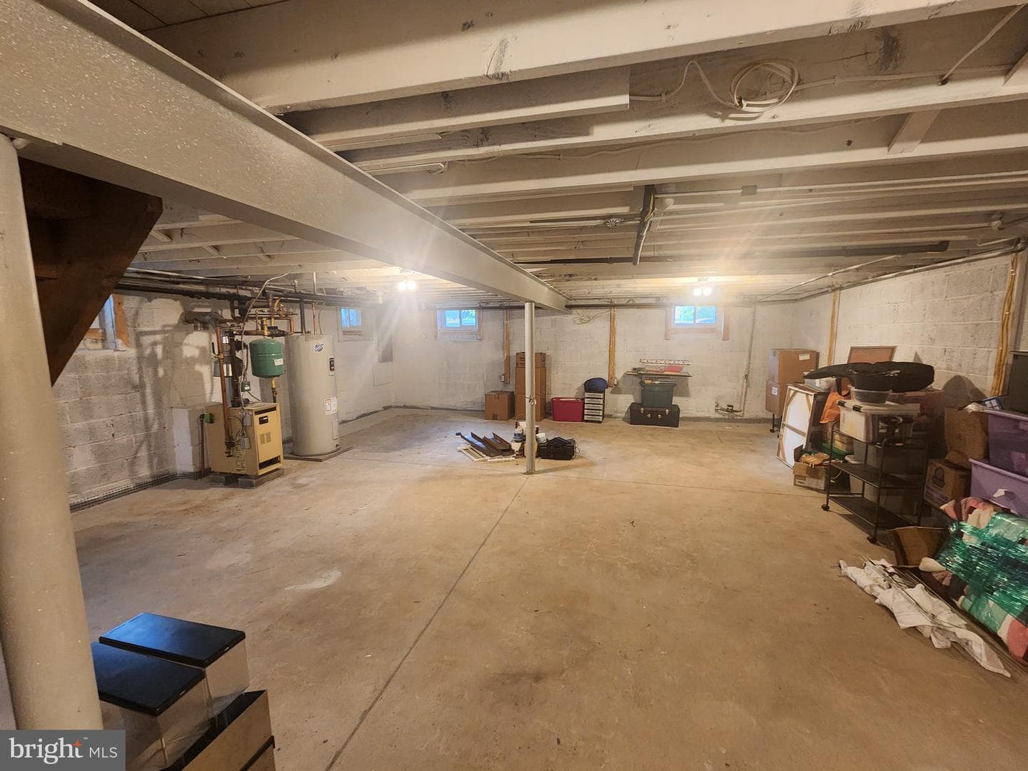 282 Davis Avenue photo 24